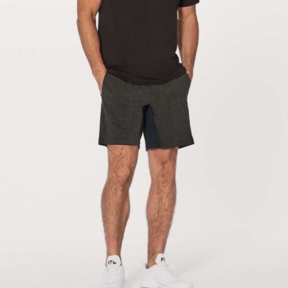 Lululemon Mens THE Short Linerless 7 Granulite Military‎ Green Black M7901S L